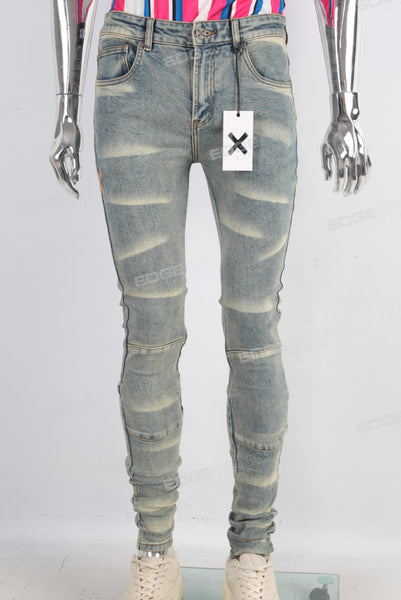 Blue skinny denim jeans