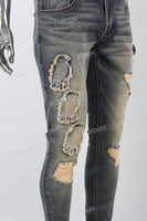 Distressed blue patch torn Skinny Jeans