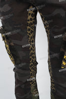 Camouflage stitched side pockets Mans Stack Jeans